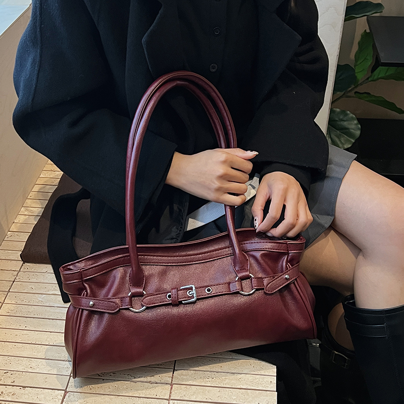 Левая сторона, новинка 2025 го – обзор и цена Leatherwork Ideas